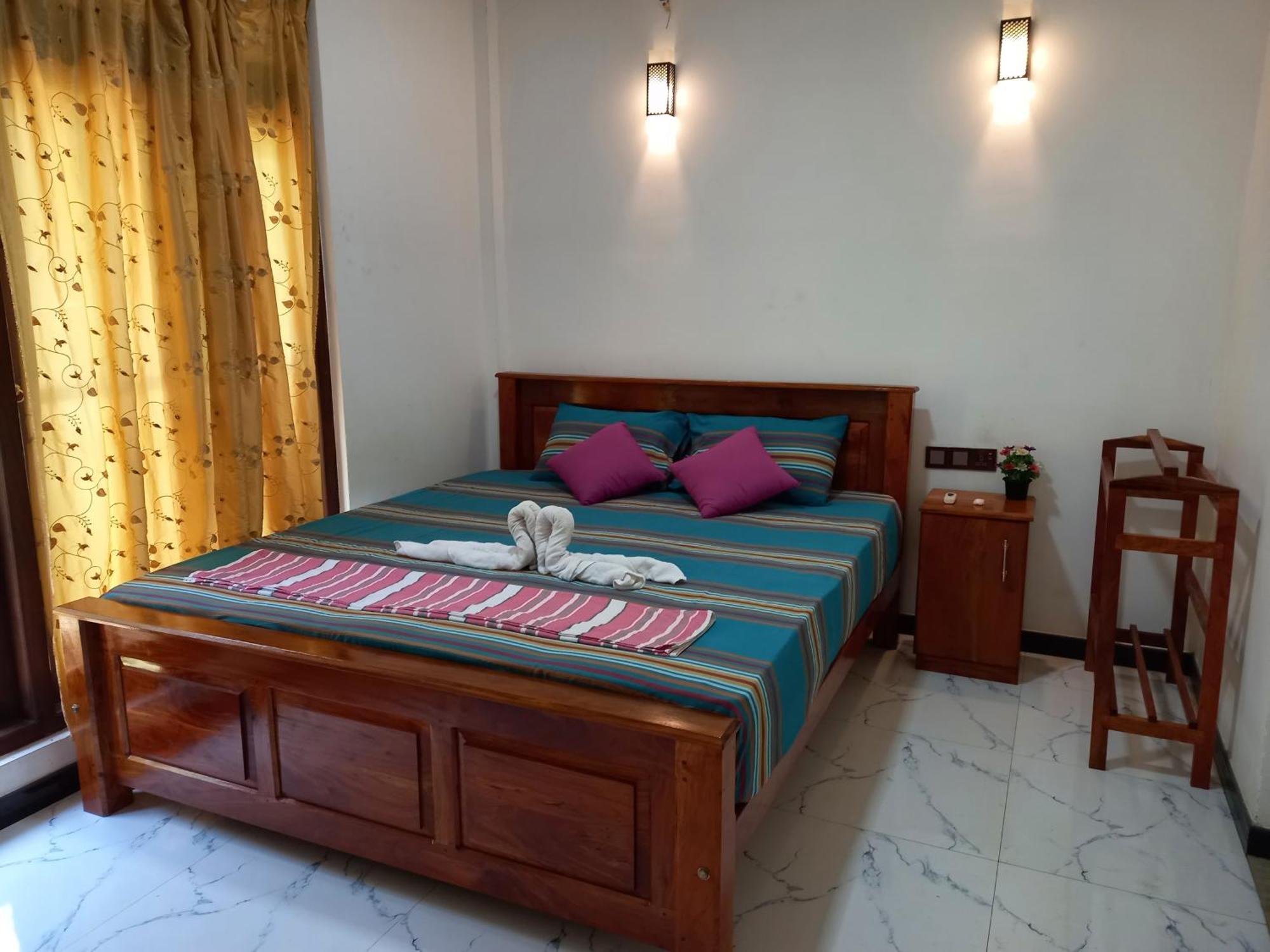 Silent Peacock Villa And Peacock Cafe Tangalle Εξωτερικό φωτογραφία